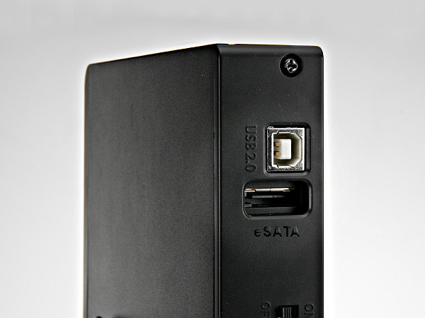 COMBO USB v2.0/eSATA EXTERNAL ENCLOSURE FOR 3.5’’ SATA HARD DISK